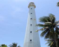 There is also a lighthouse located farther from the shore which you can visit to have a look at the whole island.